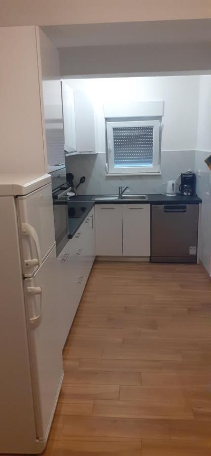 Fourm Apartment